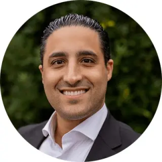 Photo of Dr. David Saghian