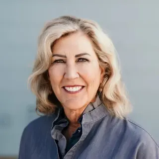 Photo of Dr. Anne Norris-Ozer