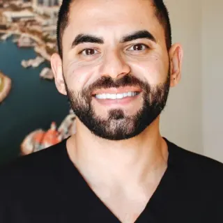 Photo of Dr. Periodontics Arshan Haghi