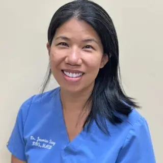 Photo of Dr. Jasmine Sung