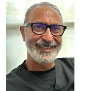 Photo of Dr. Shervin Ahmadnia, DDS