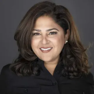 Photo of Dr. Hina Khan