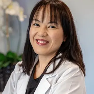Photo of Dr. Tracy Hoang