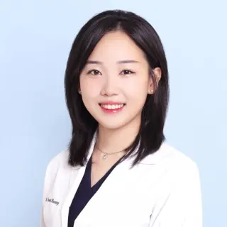 Photo of Dr. Sumi Hwang