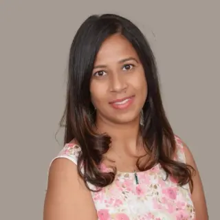 Photo of Dr. Deepa Kastoori