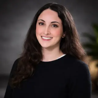 Photo of Dr. Nicole Houshmand