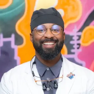 Photo of Dr. Mark Williams, DDS