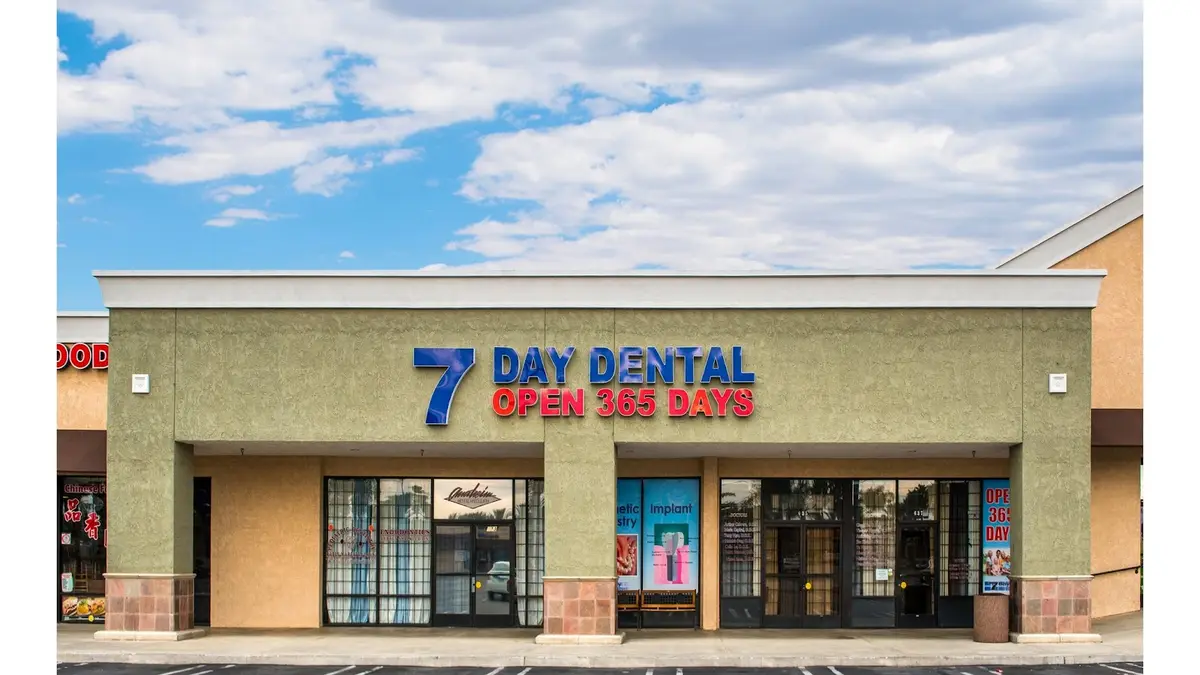 Waiting area at 7 Day Dental, Anaheim, Anaheim