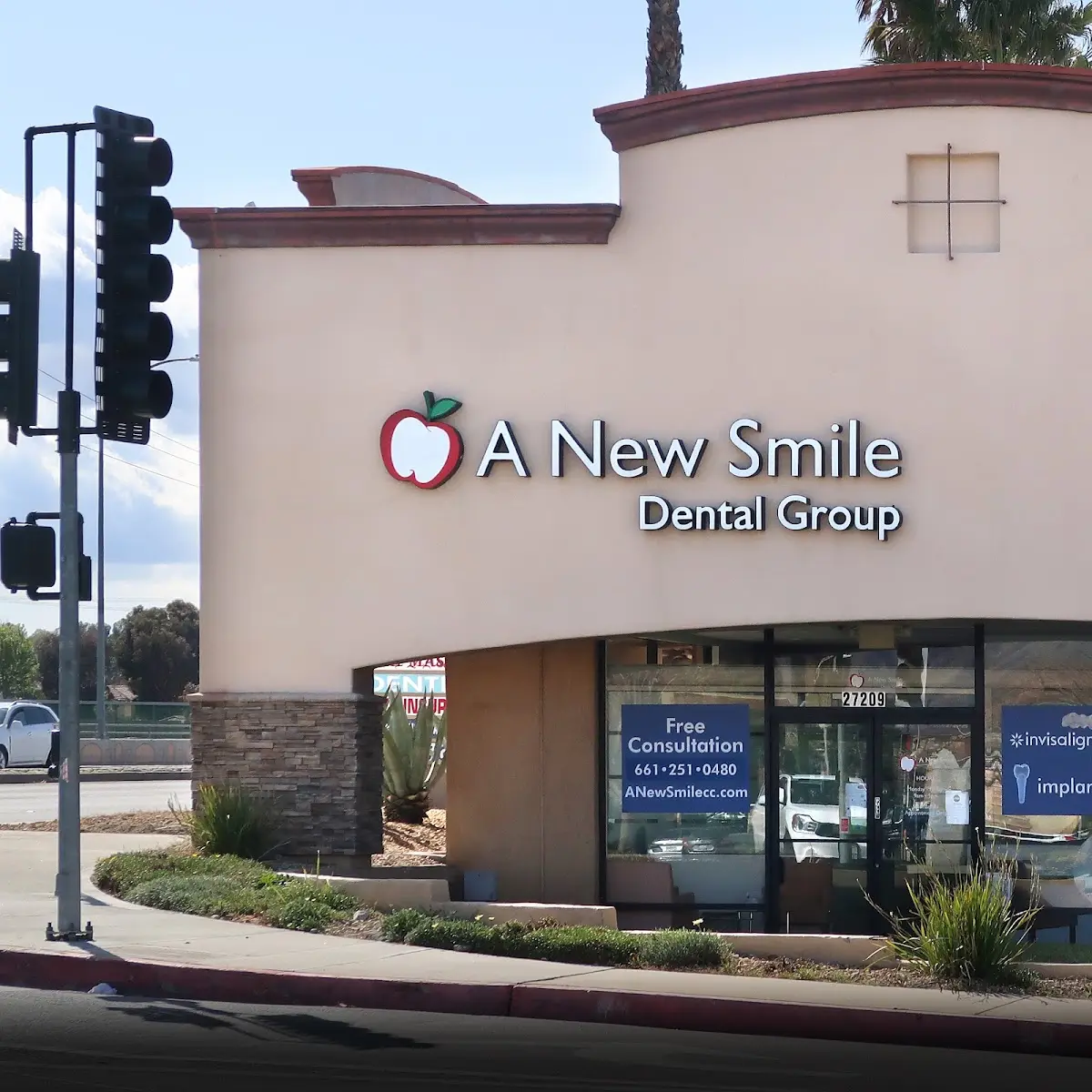 Waiting area at A New Smile CC Dental Group, Santa Clarita, Santa Clarita