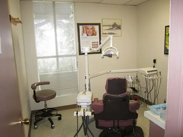 Reception at Adrienne Pinter DDS, Granada Hills, Granada Hills