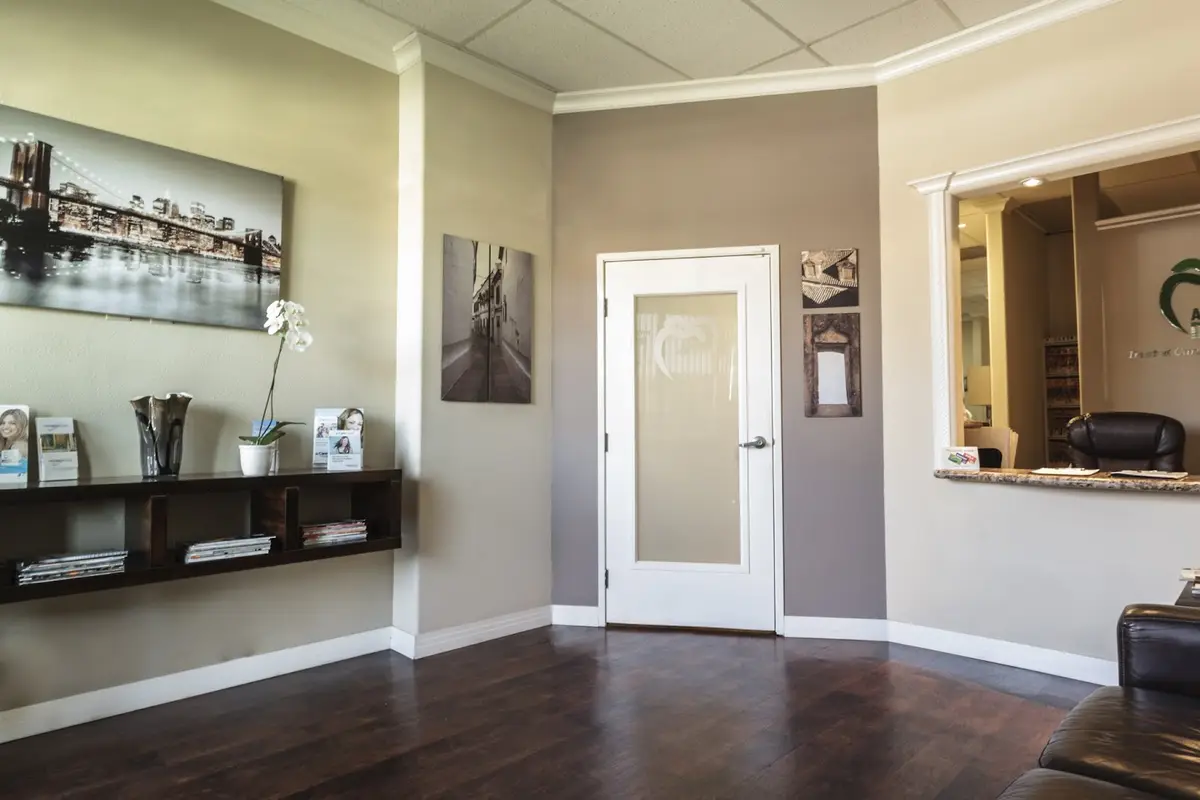 Front entrance of Alamo Family Dentistry, Simi Valley, Simi Valley