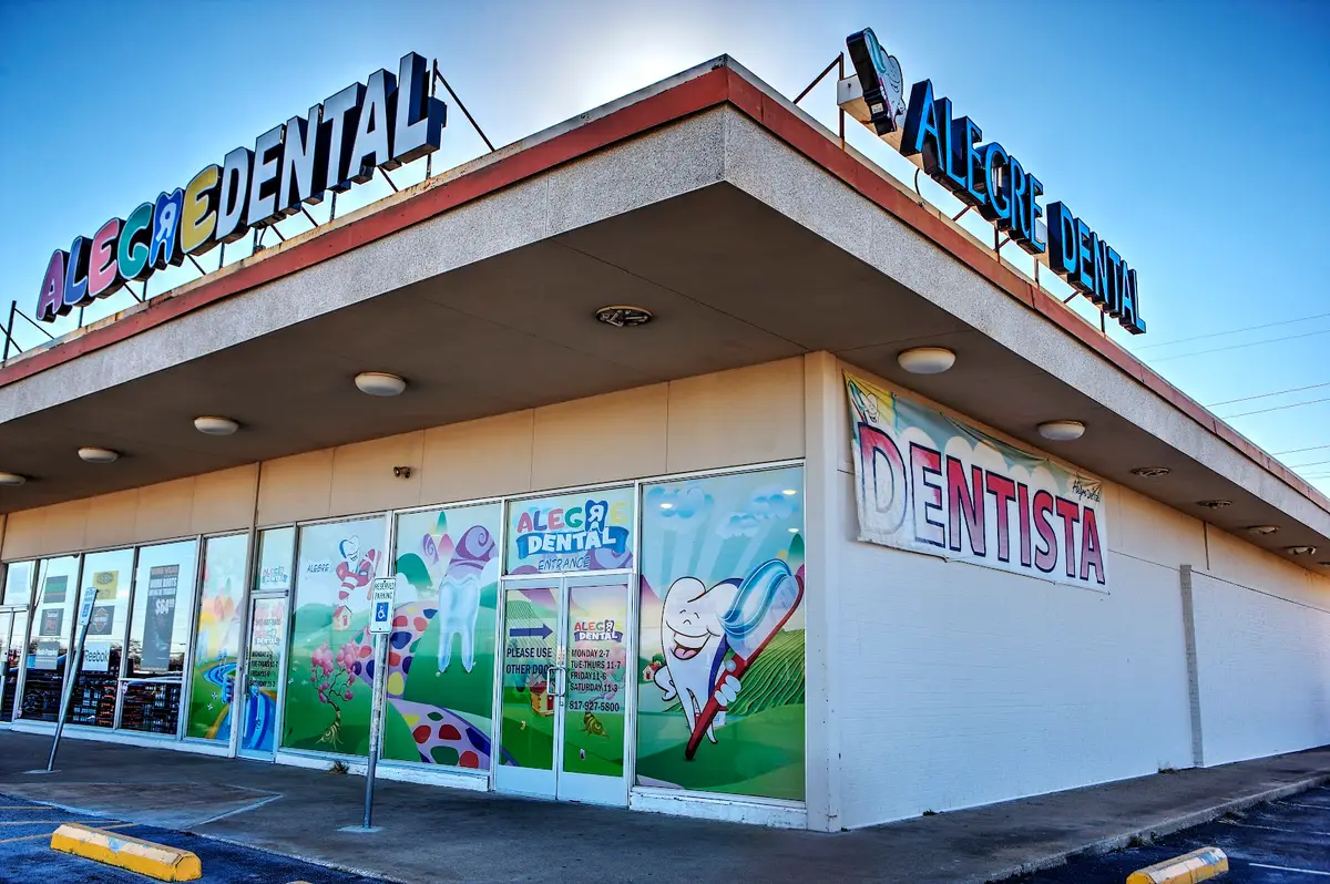 Front entrance of Alegre Dental of Fort Worth, Near Southside, Fort Worth