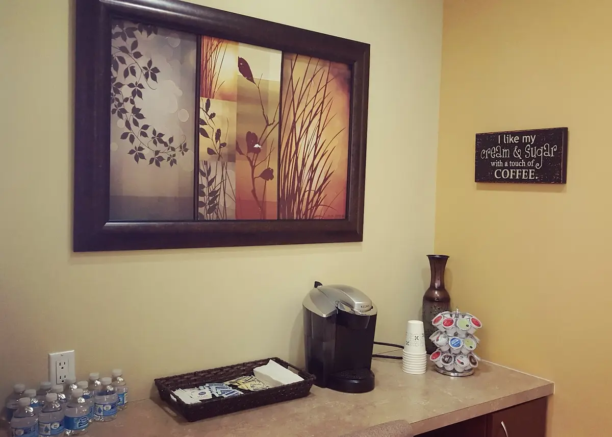 Front entrance of Alicia Dental, Laguna Hills, Laguna Hills