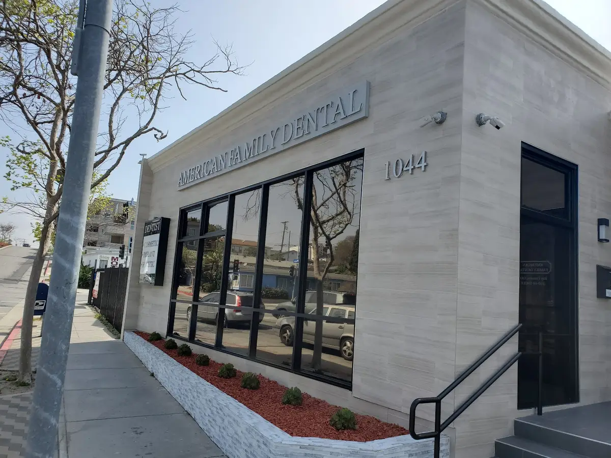 Treatment room at American Family Dental, Santa Monica, Los Angeles