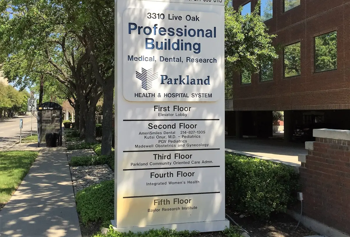 Waiting area at Amerismiles, Downtown Dallas, Dallas