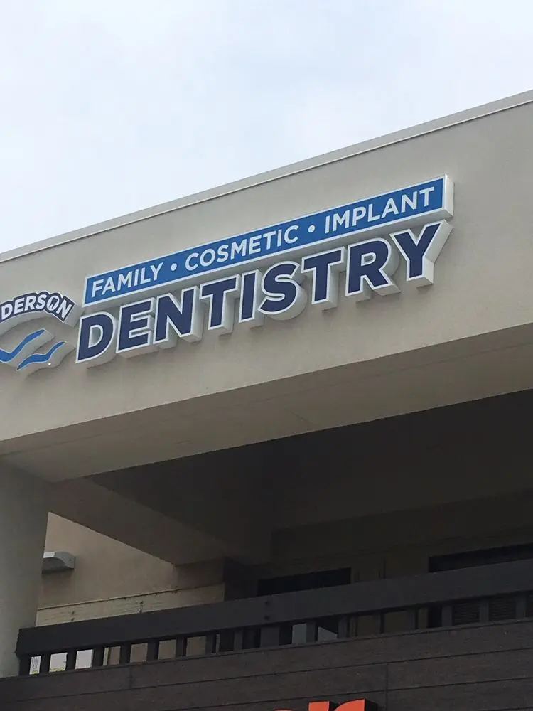 Front entrance of Anderson Family Dental, Lake Forest, Lake Forest