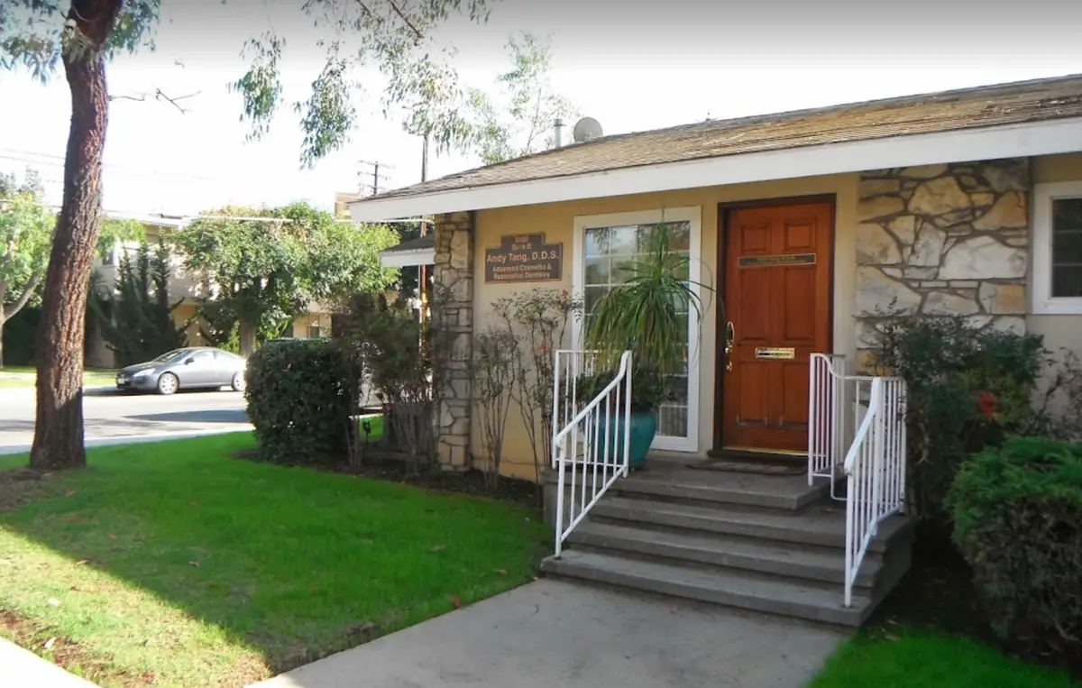 Waiting area at Andy Tang DDS, Long Beach, Long Beach