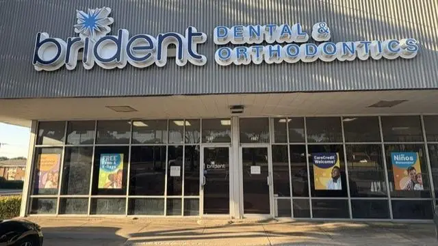 Front entrance of Brident Dental & Orthodontics, Oak Cliff, Dallas