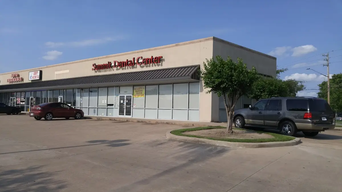 Front entrance of Brident Dental & Orthodontics, East End, Houston