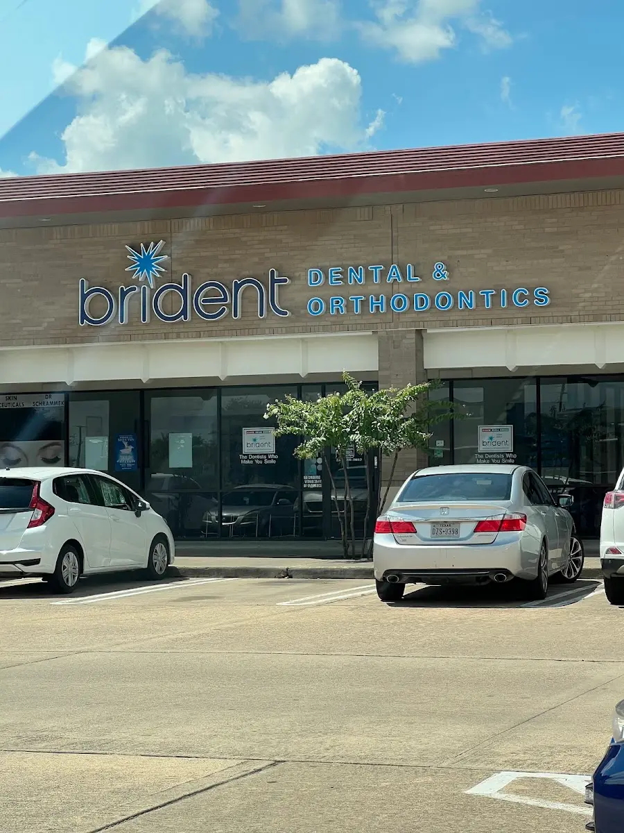 Waiting area at Brident Dental & Orthodontics, Mid West, Houston