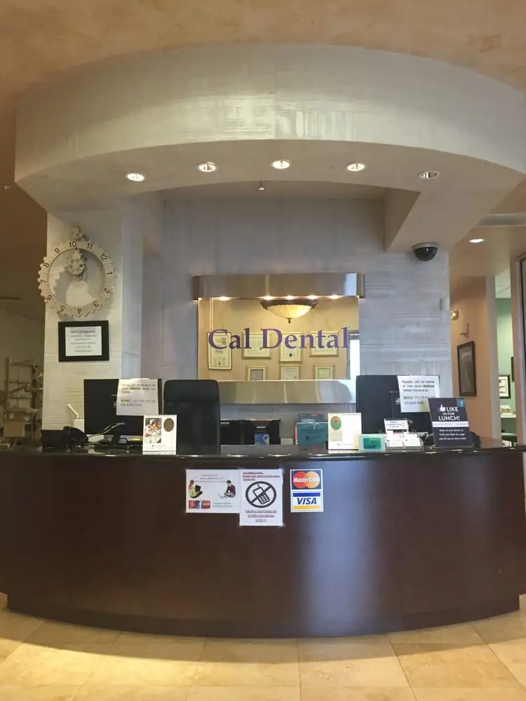 Reception at Cal Dental Group, Mid City, Los Angeles