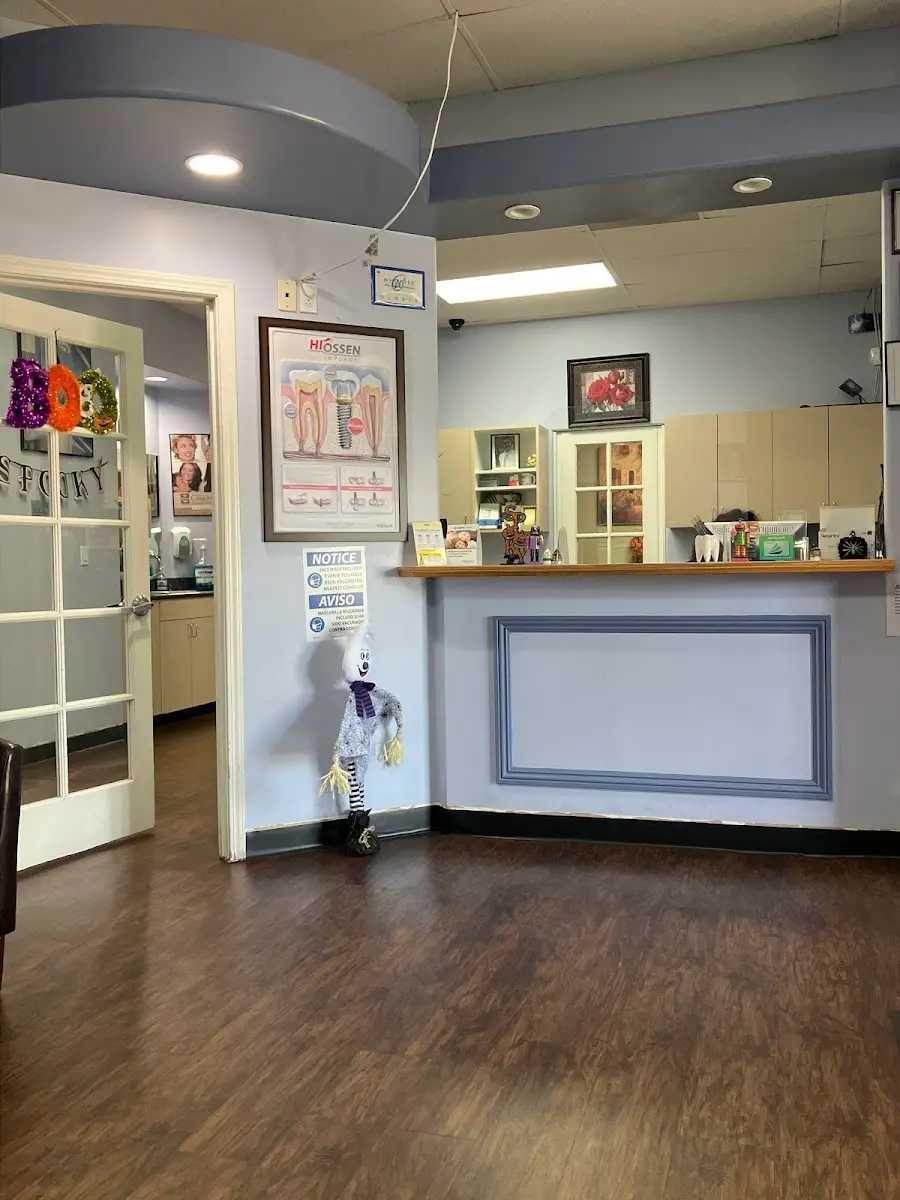 Front entrance of California Dental Group, Whittier, Whittier