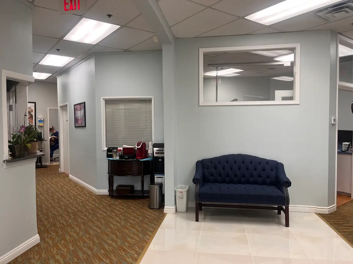 Waiting area at California Dentistry & Implants: Sun David D DDS, Arcadia, Arcadia
