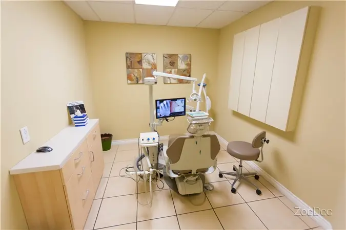 Waiting area at Cañada Dental Group, Glendale, Glendale