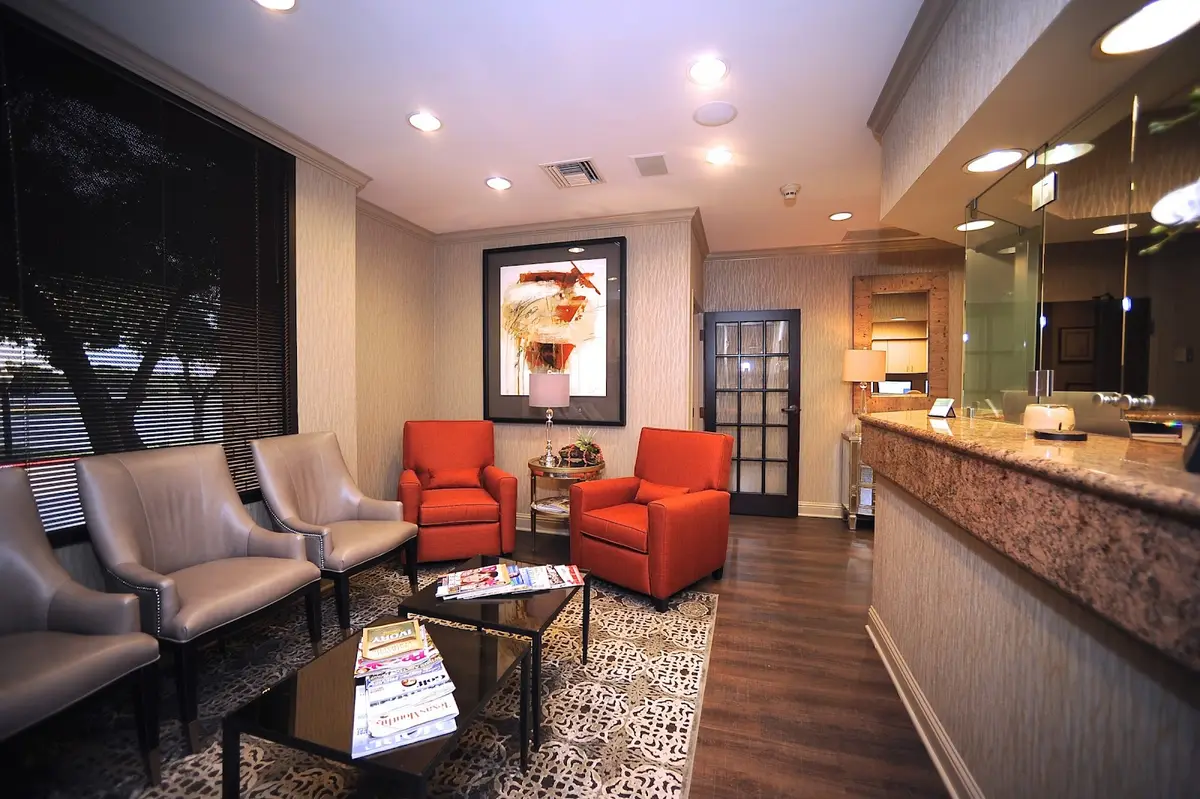 Waiting area at Charles F. Orth, DDS, PA, Lake Highlands, Dallas