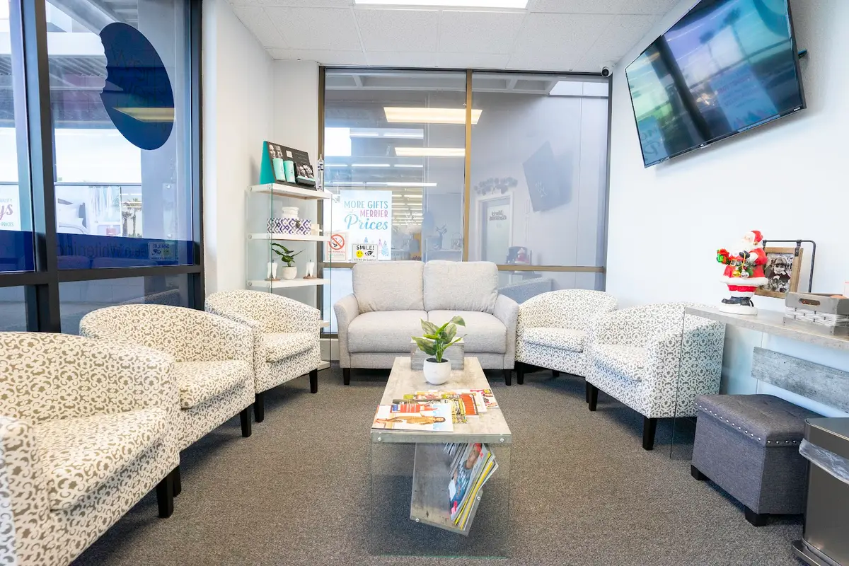 Front entrance of Chew Chew Dental, Fountain Valley, Fountain Valley