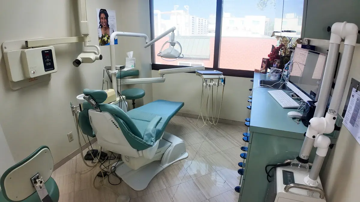 Reception at Clove Dental Beverly Hills, Beverly Hills, Los Angeles