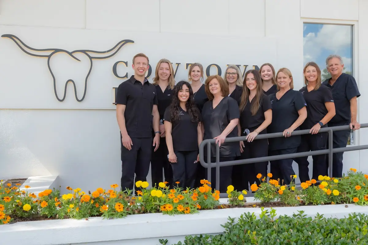 Front entrance of Cowtown Dental, Arlington Heights, Fort Worth