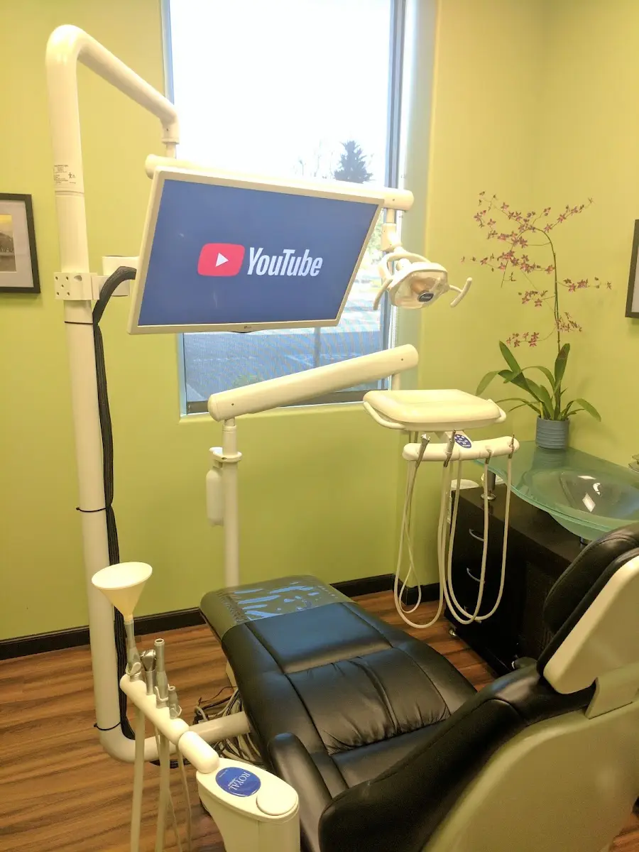 Treatment room at Crest Dental, Valencia, Valencia