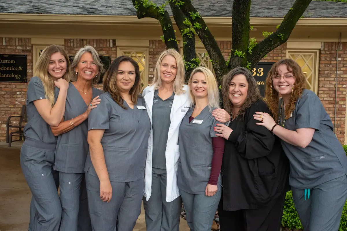 Reception at Custom Periodontics & Implantology, Arlington Heights, Fort Worth