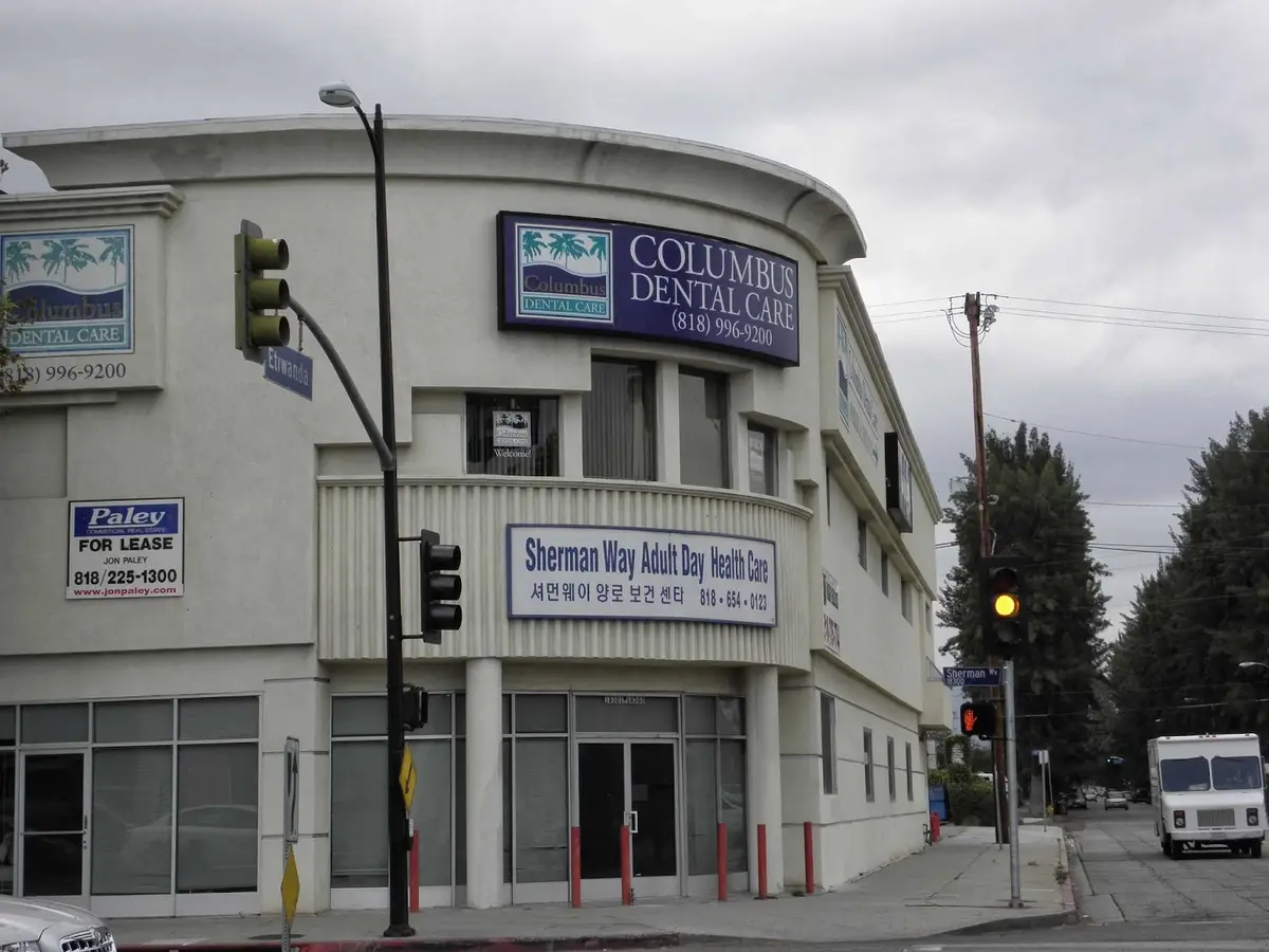 Inside Daniel Hemmati, DDS, Reseda, Reseda