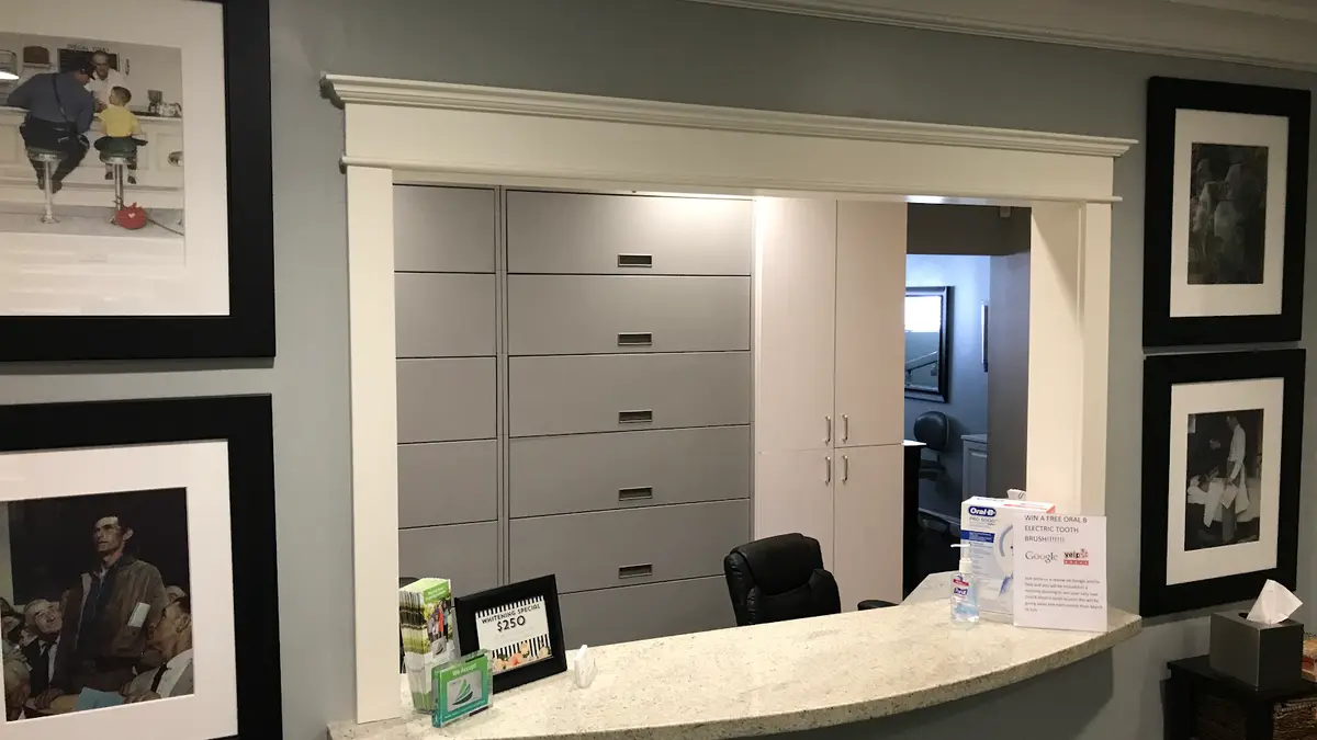 Front entrance of Daniel S. Guindi, DDS, Glendora, Glendora