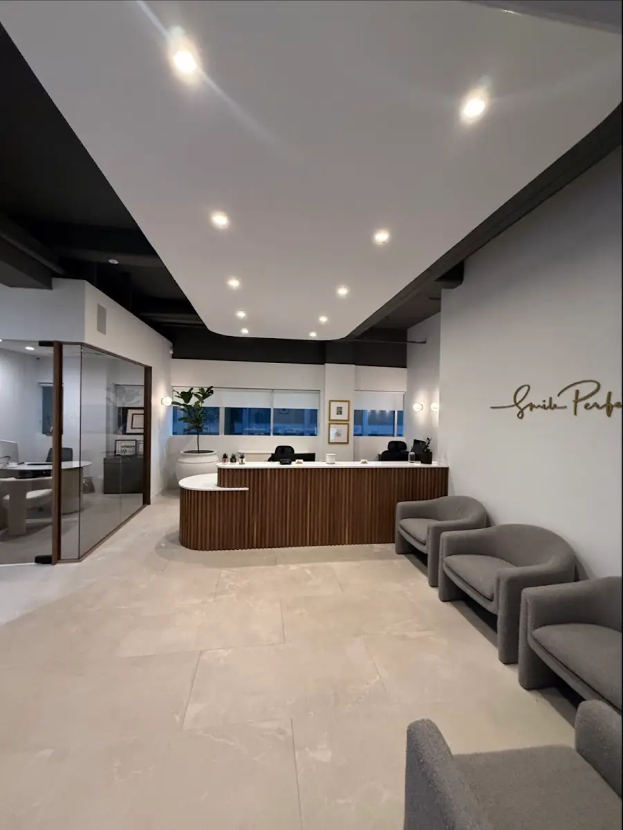 Inside De La Pena Dental Group, Westlake, Los Angeles