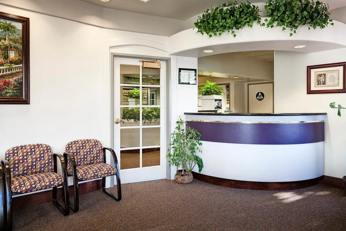 Reception at Dental Plus of Paramount, Kenneth Tran DDS, Paramount, Paramount