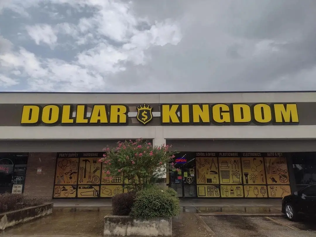 Front entrance of dollar kingdom, Northeast Houston, Houston