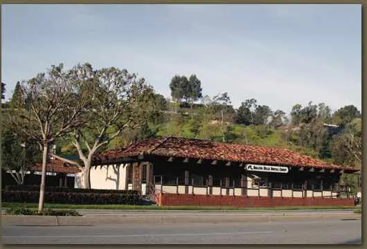 Front entrance of Dr. Jeff Goodman, DDS (Rolling Hills Dental Group), Rancho Palos Verdes, Rancho Palos Verdes