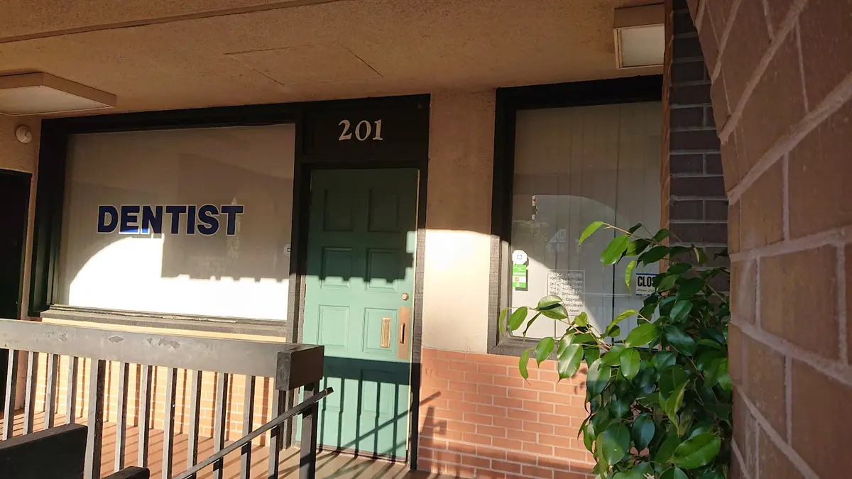 Front entrance of Dr. Kay K. Yoo, DDS, Diamond Bar, Diamond Bar