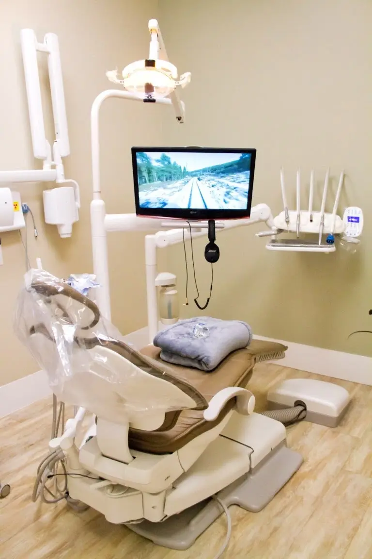 Treatment room at Dr. Nicholas Matthews - The Dental Spot, Redondo Beach, Redondo Beach