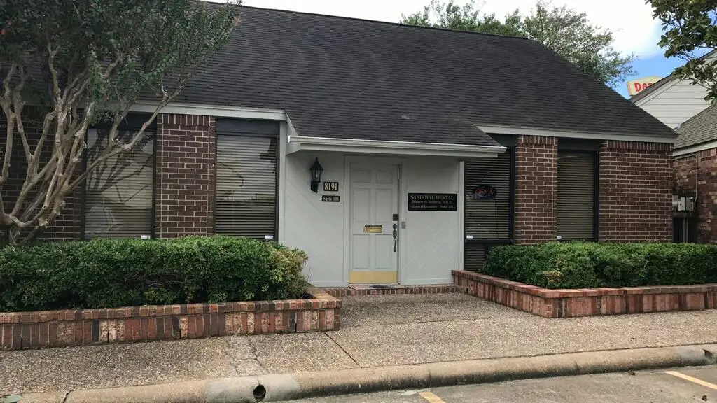Reception at Dr. Roberto Sandoval/Sandoval Dental, Sharpstown, Houston