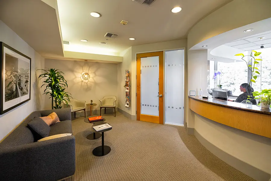 Treatment room at Drs. Toth, Corsun and Forrai DDS, West Hollywood, Los Angeles