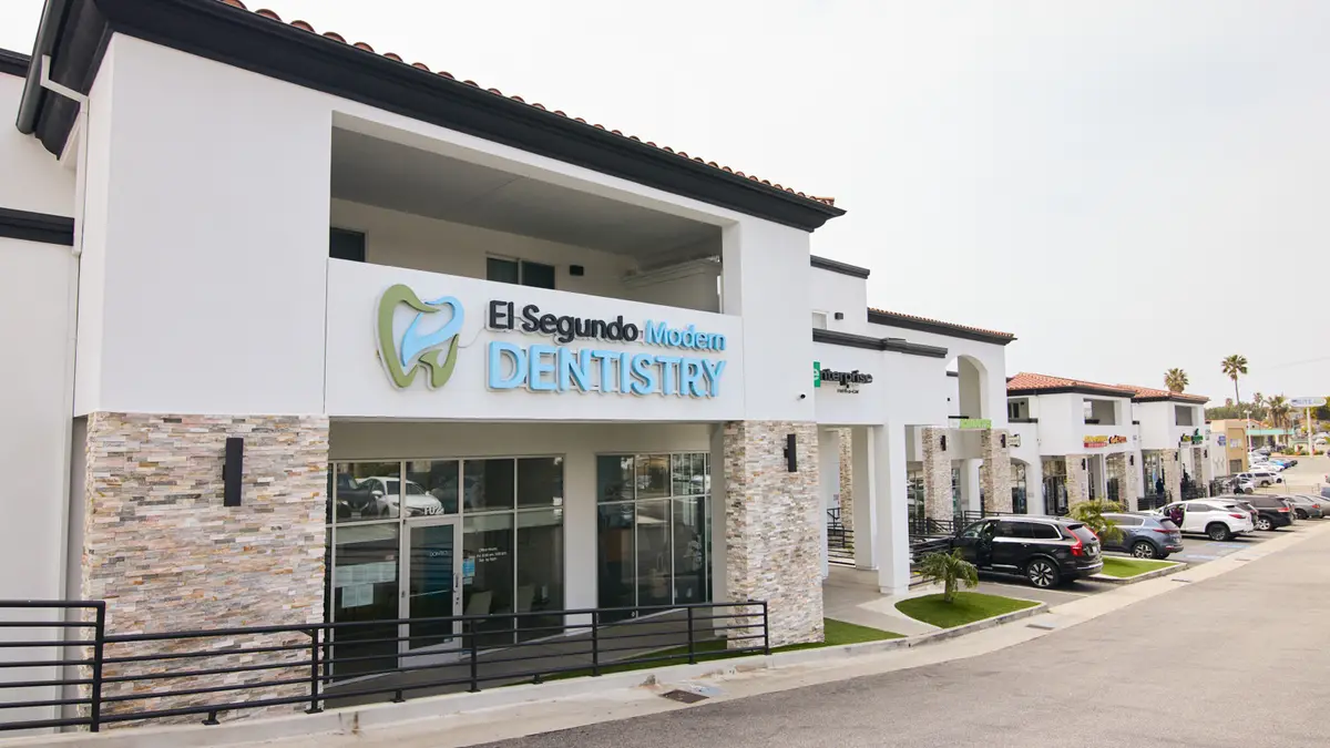Chairside at El Segundo Modern Dentistry, El Segundo, El Segundo