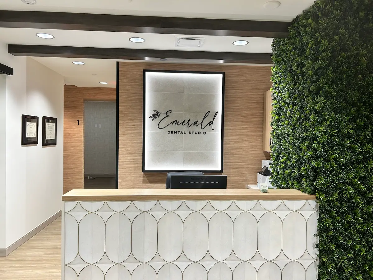 Front entrance of Emerald Dental Studio, Hawthorne, Hawthorne
