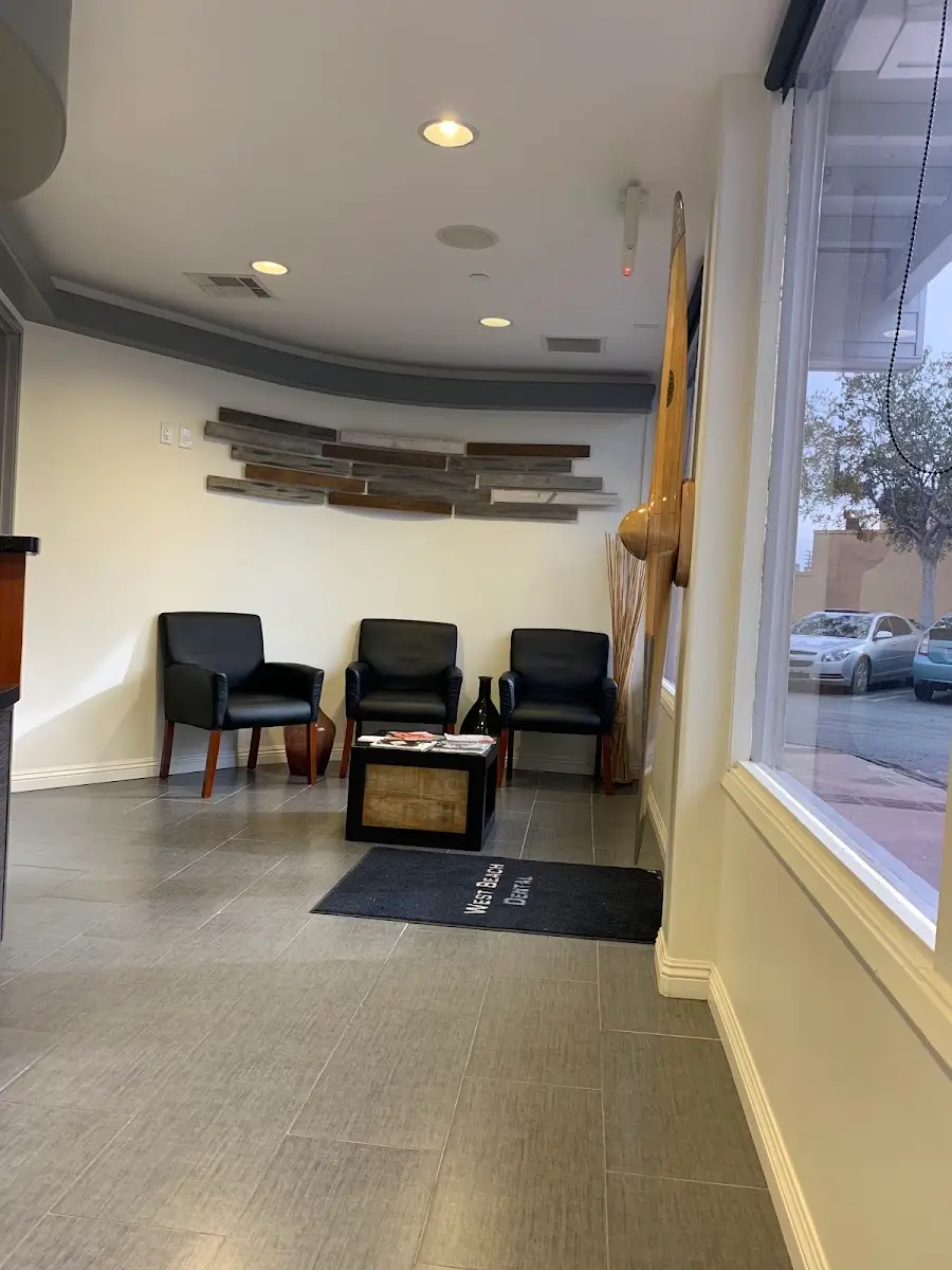 Reception at Erick Bartolome DDS, West Beach Dental, Manhattan Beach, Manhattan Beach