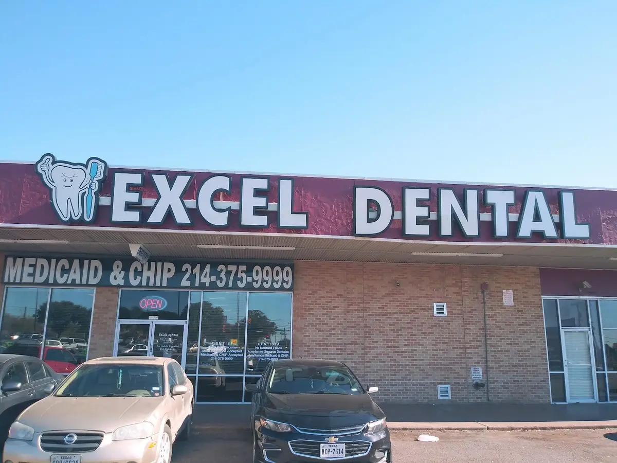 Waiting area at Excel Dental Clinic, Oak Cliff, Dallas