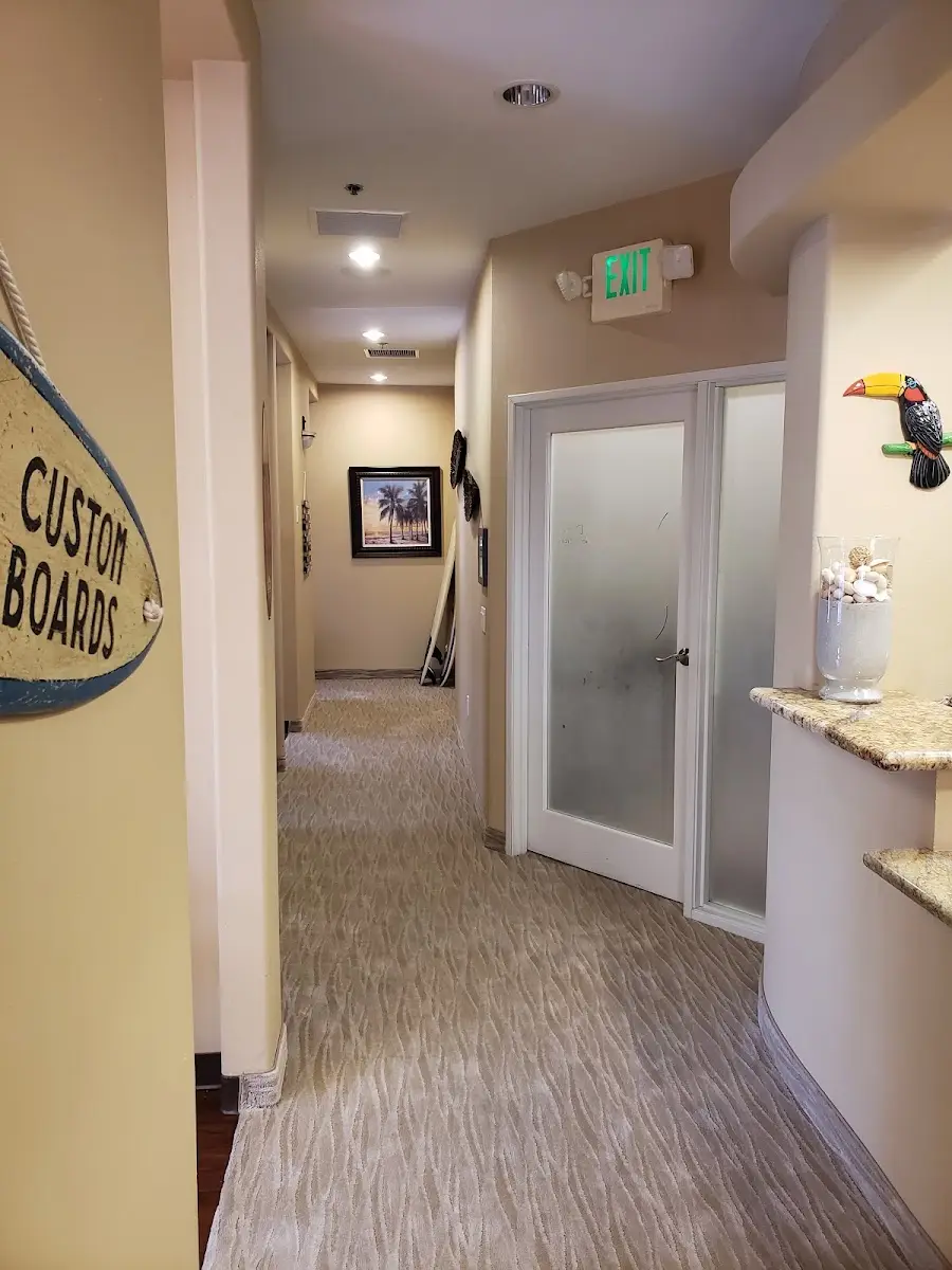 Front entrance of Excel Endodontics, La Habra, La Habra
