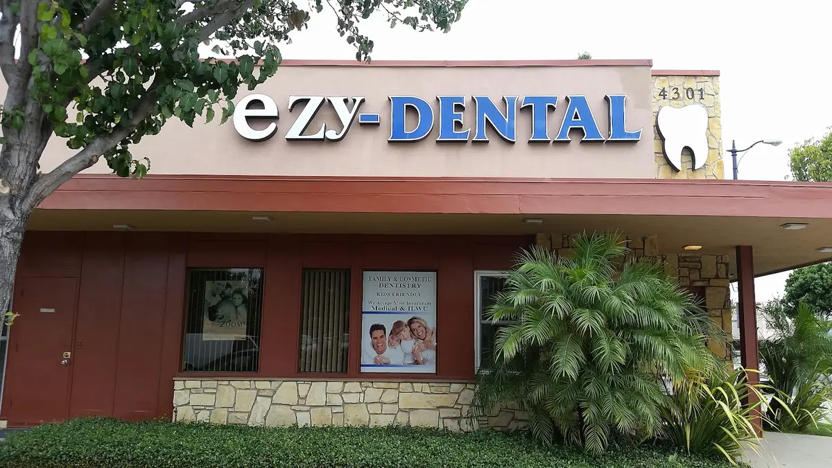 Waiting area at Ezy Dental, Long Beach, Long Beach